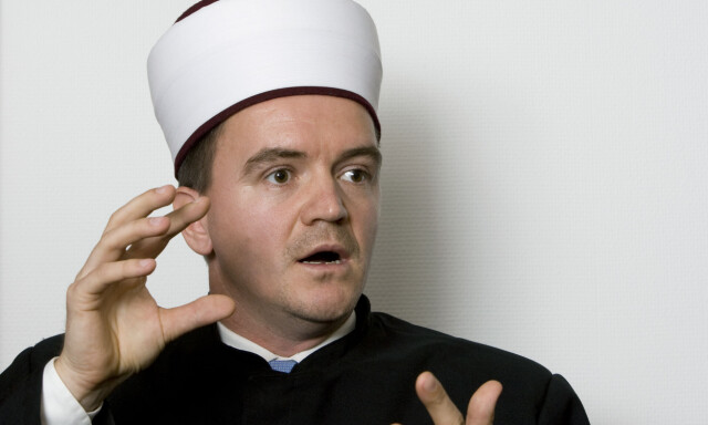 image: Islamsk Råd kan sprekke - Norges største muslimske menighet truer med å trekke seg